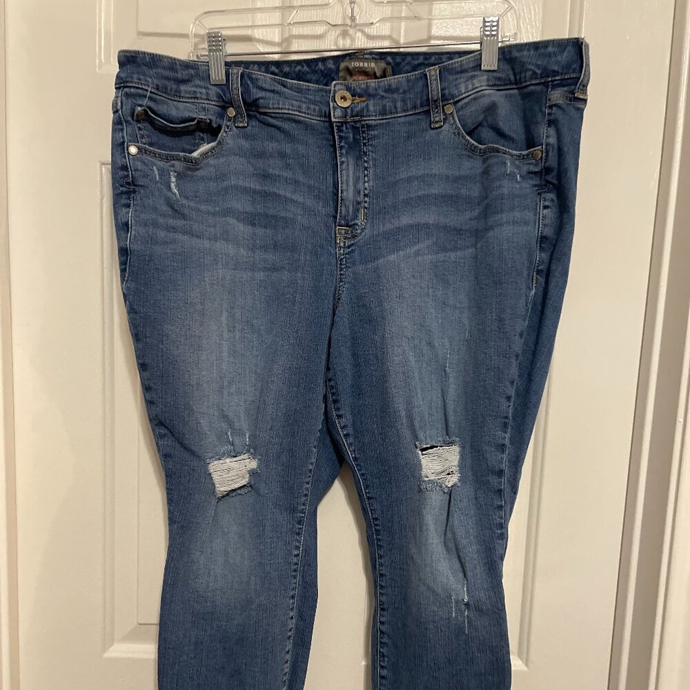 Torrid Mid Rise Skinny Jean - Vintage Stretch Medium Wash